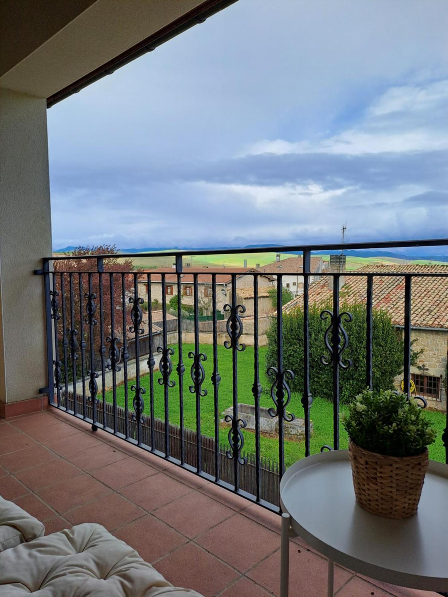 Casa Rural Torreblanca Urroz Екстериор снимка