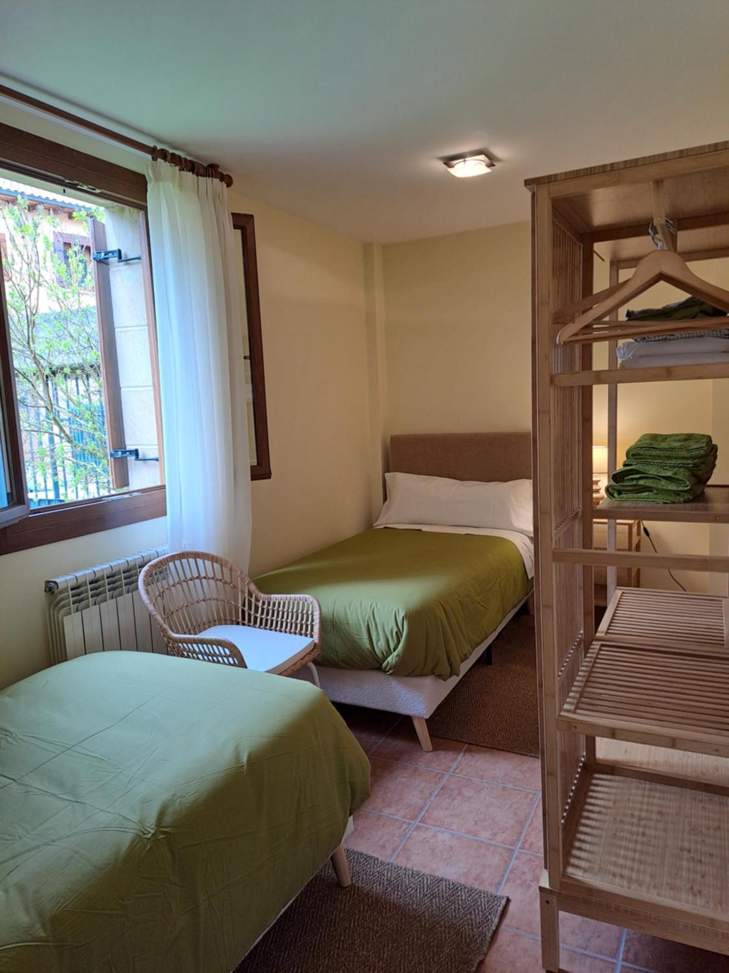 Casa Rural Torreblanca Urroz Екстериор снимка